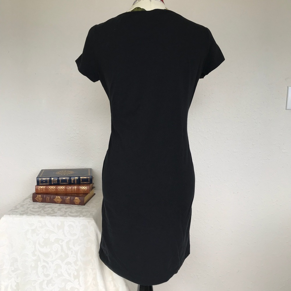 🎄H&M-Black T-Shirt Dress🎄 - Picture 3 of 8